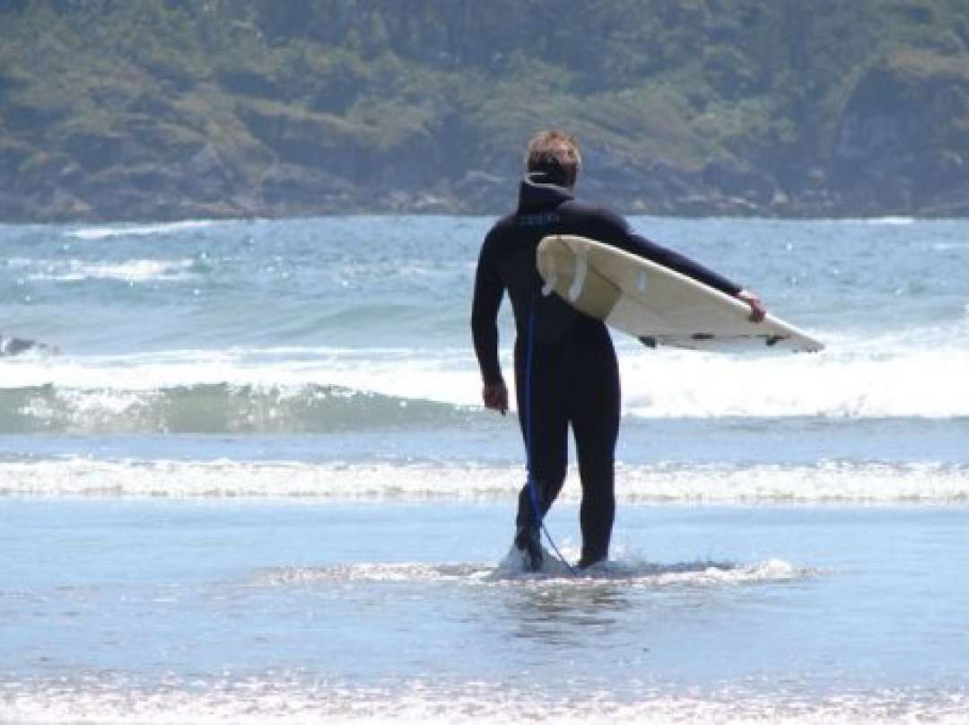 Tofino surfing