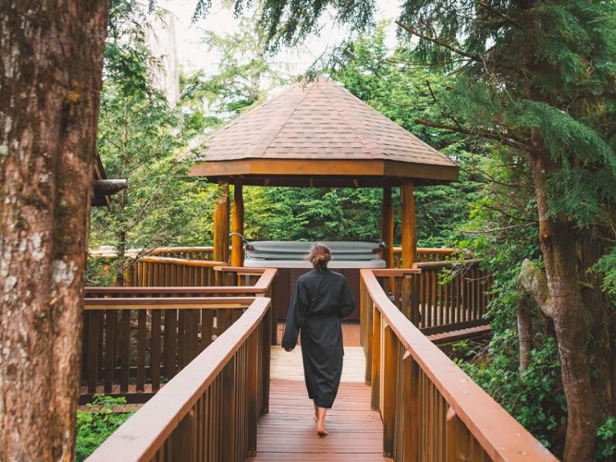 Walkway to Hot Tub